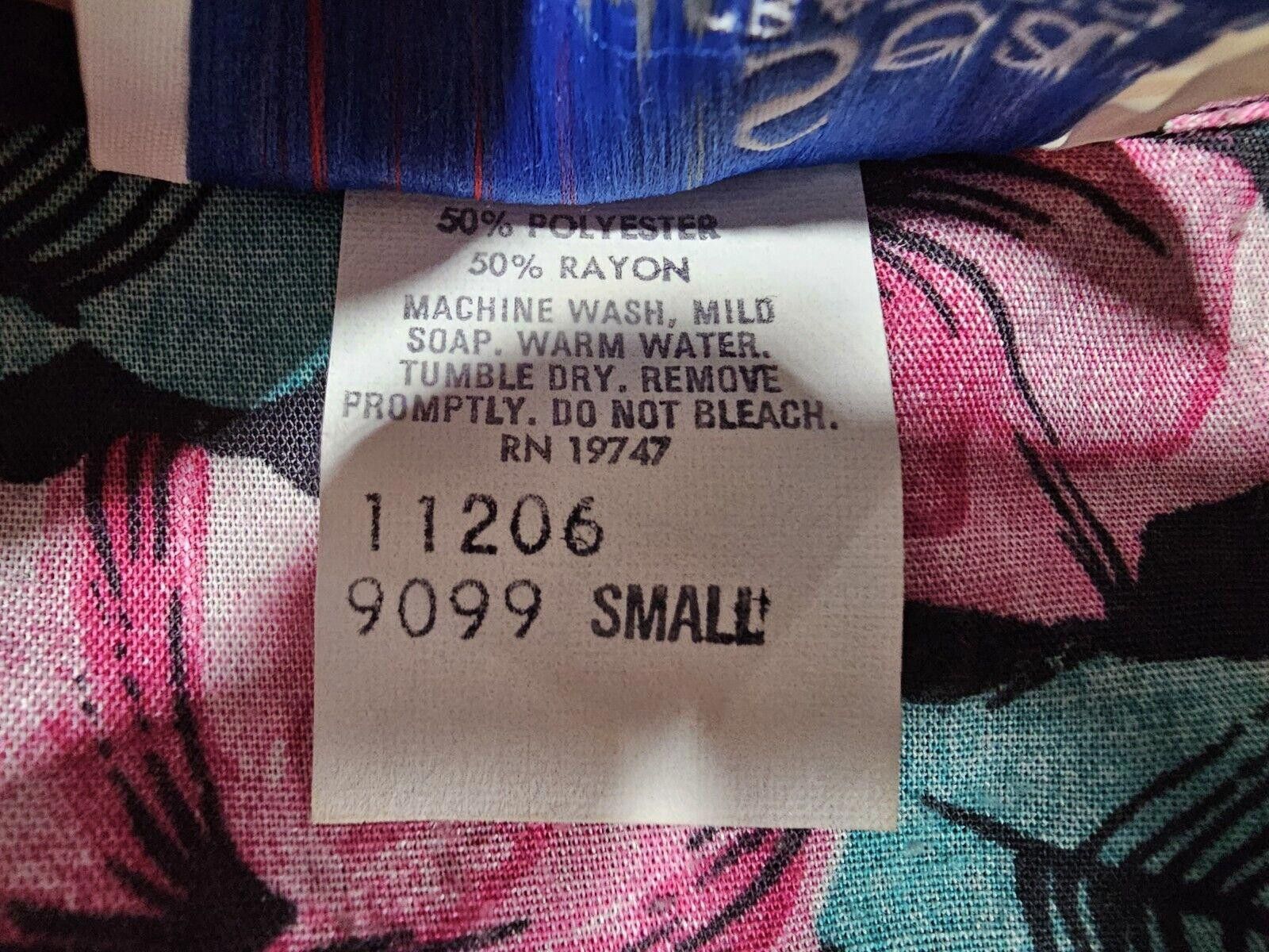 Designer Vintage Land n sea Medium skirt Small Shirt Floral 2 Pieces Size 30" / US 8 / IT 44 - 4 Thumbnail