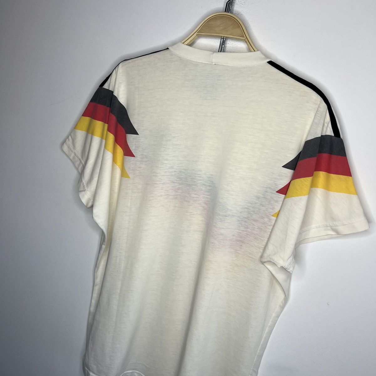 Vintage Vintage Adidas Germany 1996 training jersey football t shirt Size US M / EU 48-50 / 2 - 9 Thumbnail