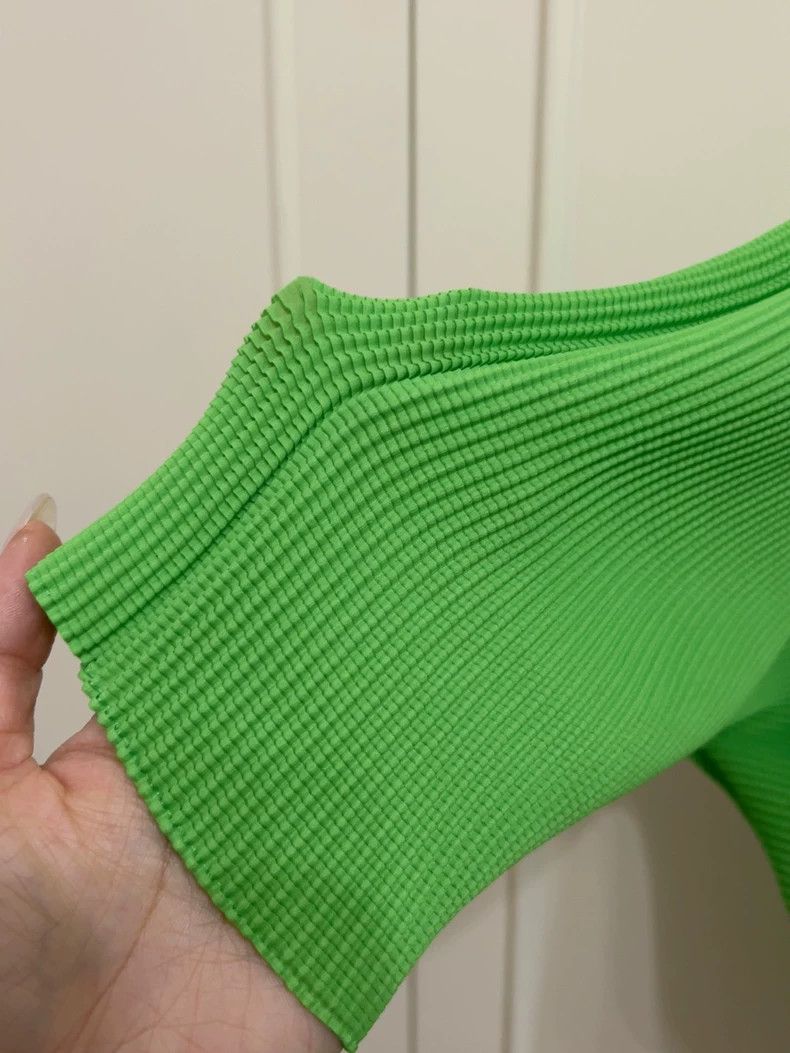 Issey Miyake issey miyake size:one size Green long sleeves 2505-Nextarr Size XXS / US 00 / IT 34 - 2 Thumbnail