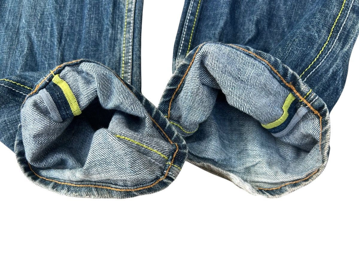 Swagger Vintage Swagger Japan Faded Dirty Mud Denim Jeans Size US 32 / EU 48 - 8 Thumbnail
