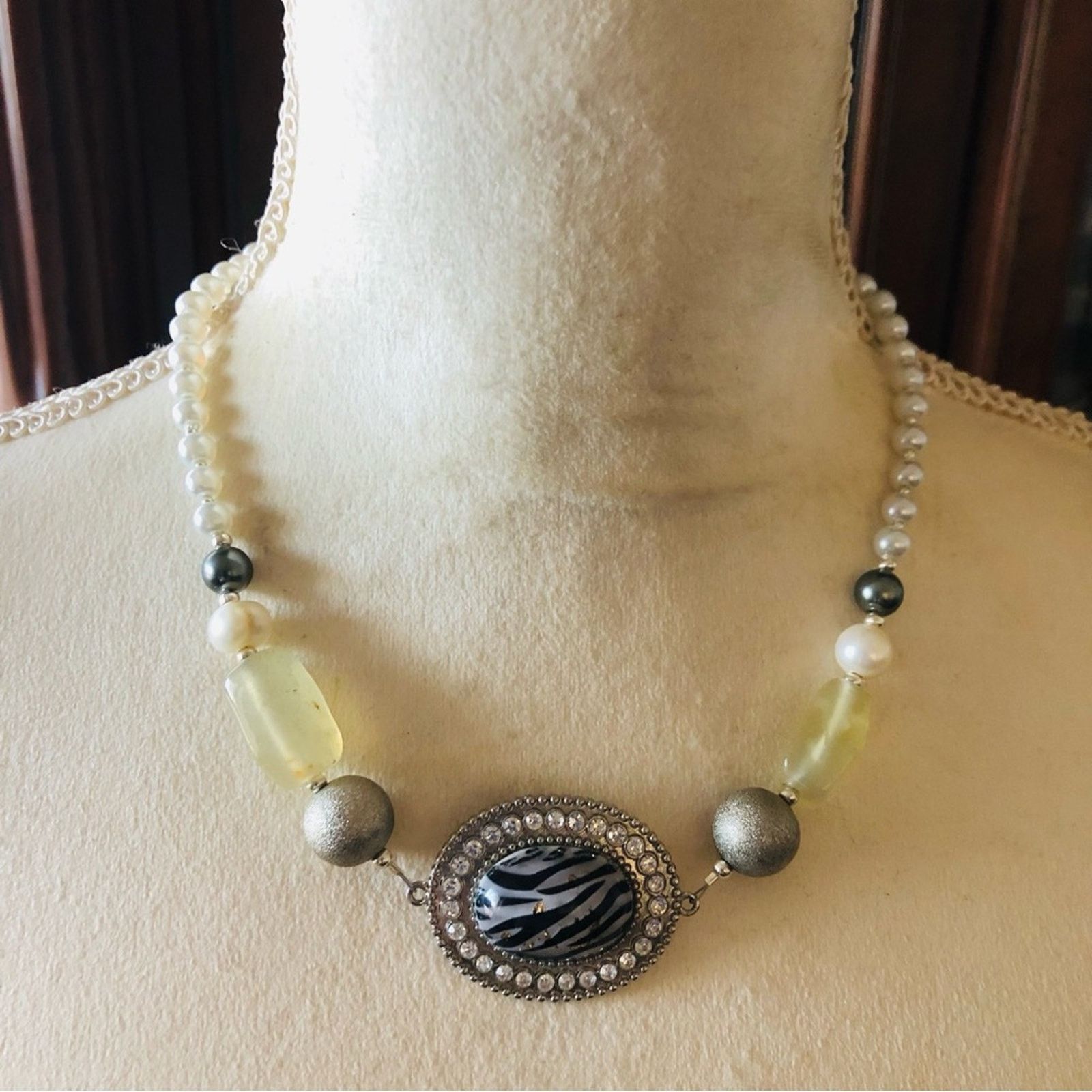 Handmade Handcrafted repurpose animal print halo Pearl necklace Size ONE SIZE - 2 Thumbnail
