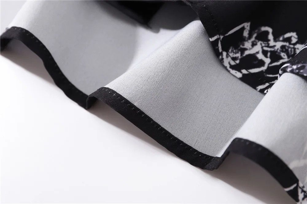 Designer × Japanese Brand Shirt made of thin material with the image of a dark dragon Size US XL / EU 56 / 4 - 6 Thumbnail