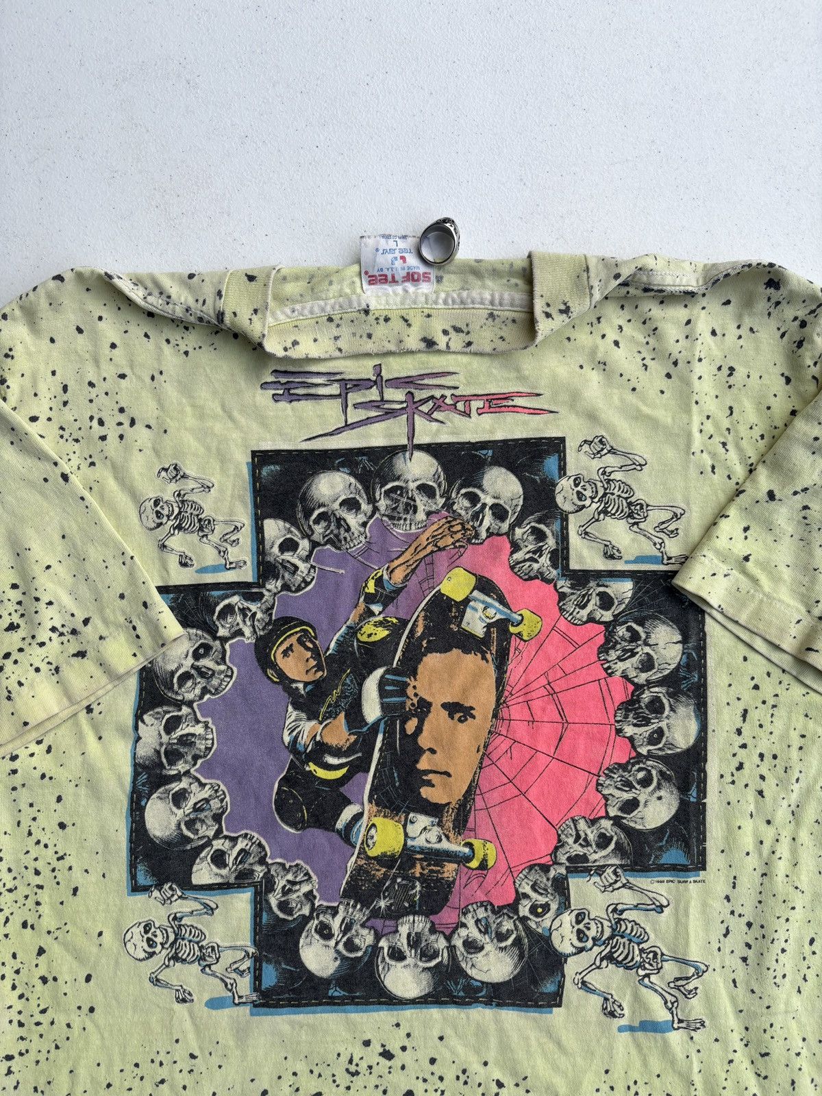 Vintage Rare 80s Epic surf and skate tee Size US L / EU 52-54 / 3 - 5 Thumbnail