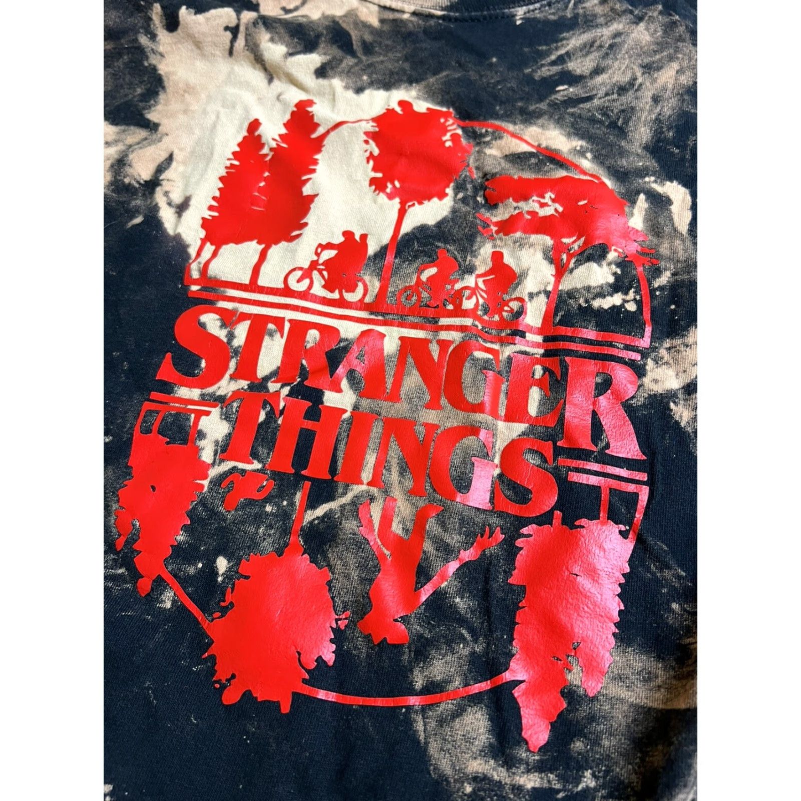 Logo 7 Stranger Things Shirt Men’s Large T-Shirt Crew Neck Short Sleeve Logo Universal Studio Multicolor 100% Cotton Graphic Print Size US L / EU 52-54 / 3 - 3 Thumbnail