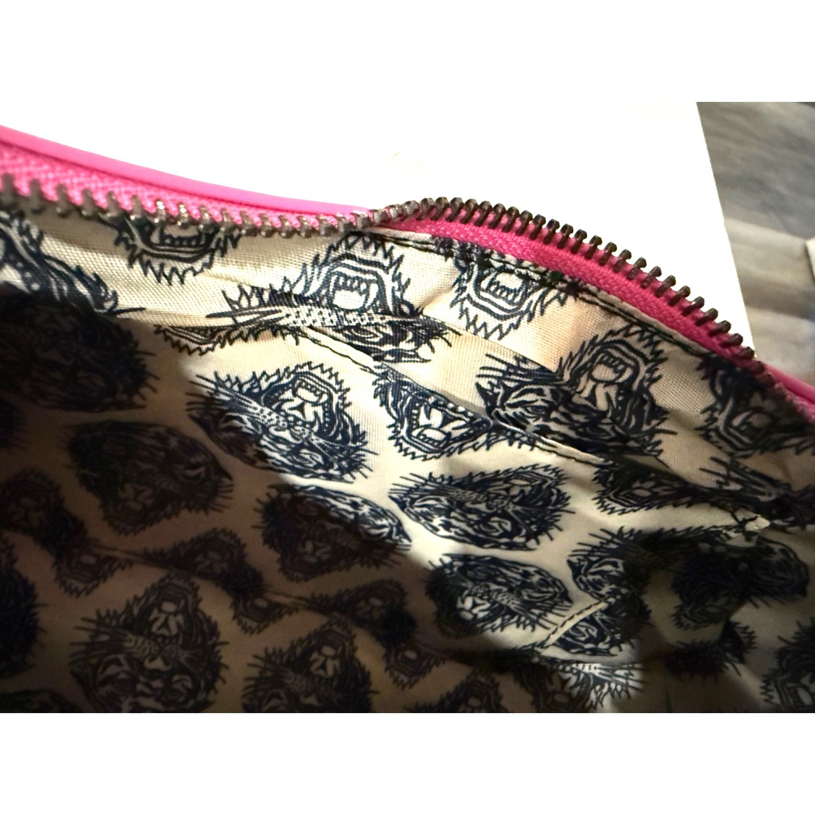 Ed Hardy Ed Hardy Shoulder Bag Skull Rose Purse Y2K Pink Gunmetal Size ONE SIZE - 4 Thumbnail