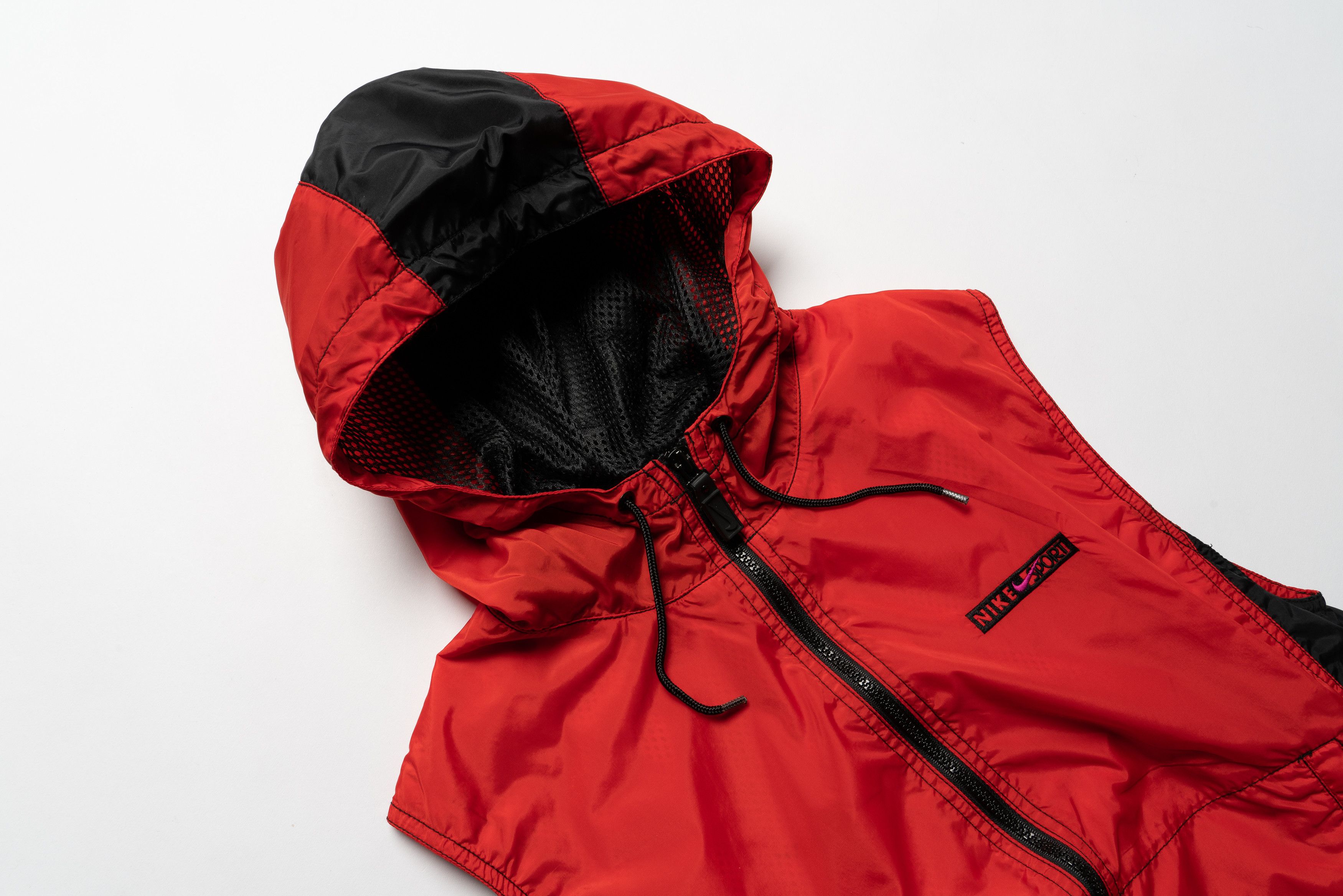 Nike 🔴NIKE Vintage Nylon Hooded Vest Women’s Size M / US 6-8 / IT 42-44 - 3 Thumbnail