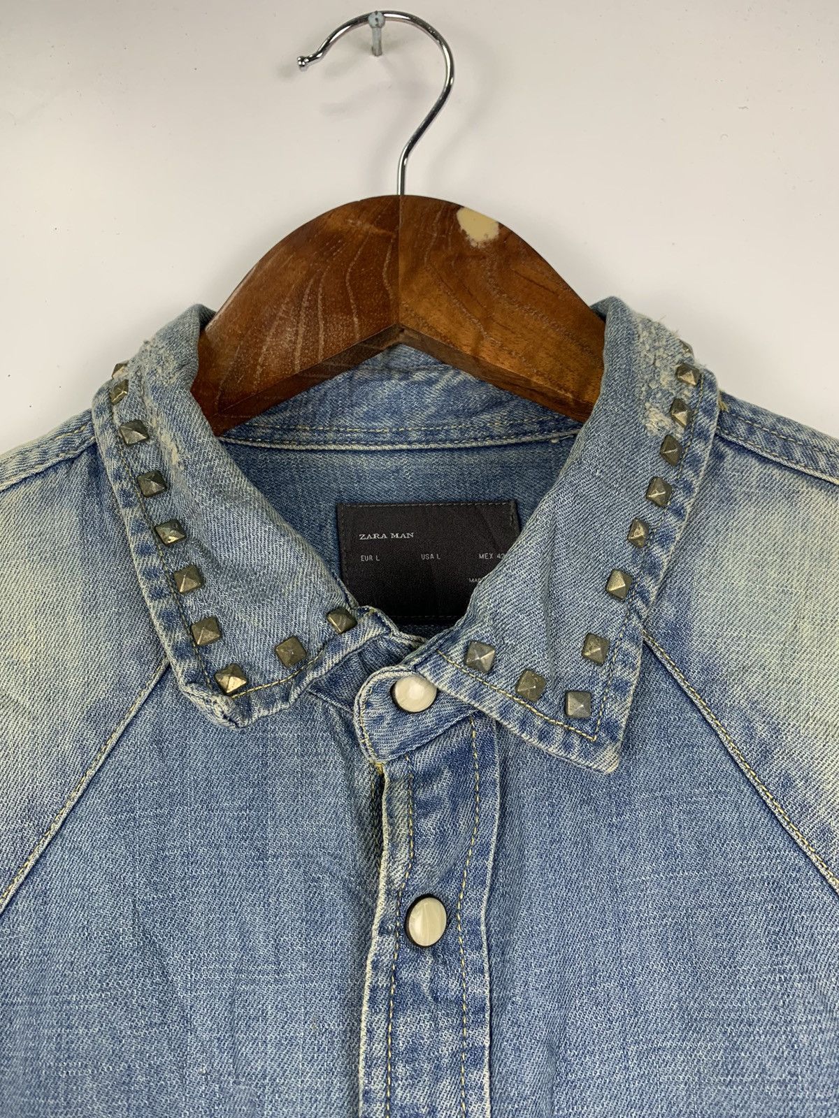 Zara Zara Distress Denim Jacket Size US L / EU 52-54 / 3 - 7 Thumbnail