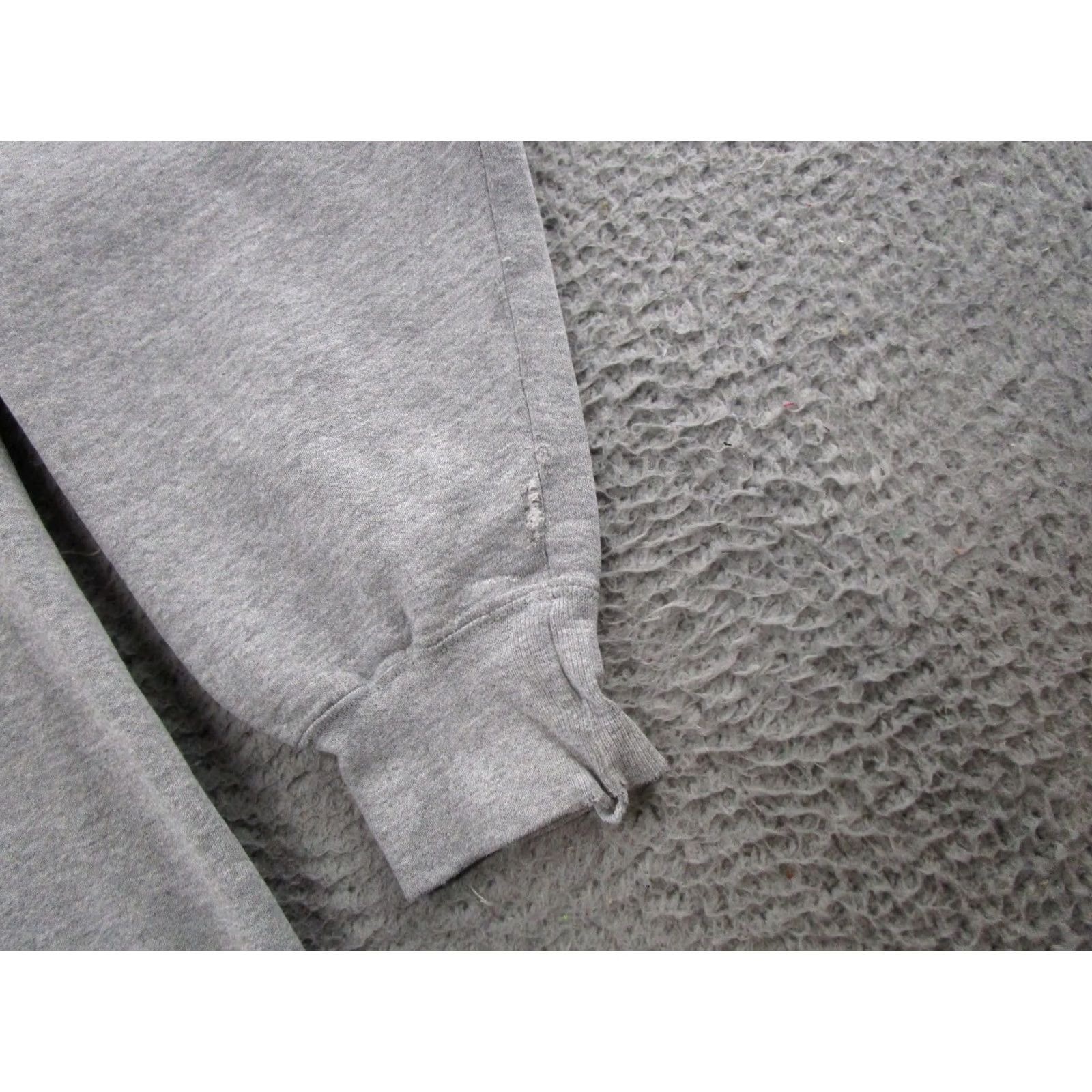 Jansport VTG JanSport University of Wisconsin La Crosse Spell Out Sweatshirt Size L Gray UW-Lacrosse Sports University Crew Neck Mens Sweatshirt Size US L / EU 52-54 / 3 - 6 Thumbnail