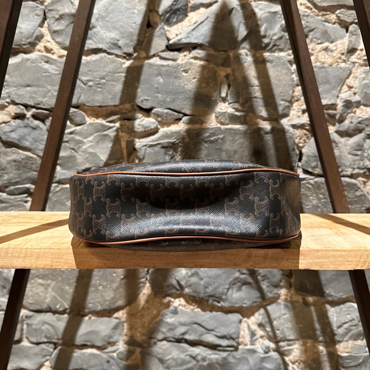 Celine Celine Triomphe Print Medium Heloise Shoulder Bag Size ONE SIZE - 4 Thumbnail