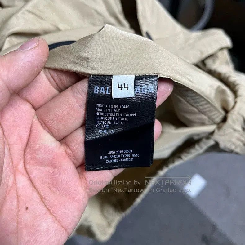 Balenciaga Balenciaga Back Logo Windbreaker N1935. Size US S / EU 44-46 / 1 - 4 Thumbnail