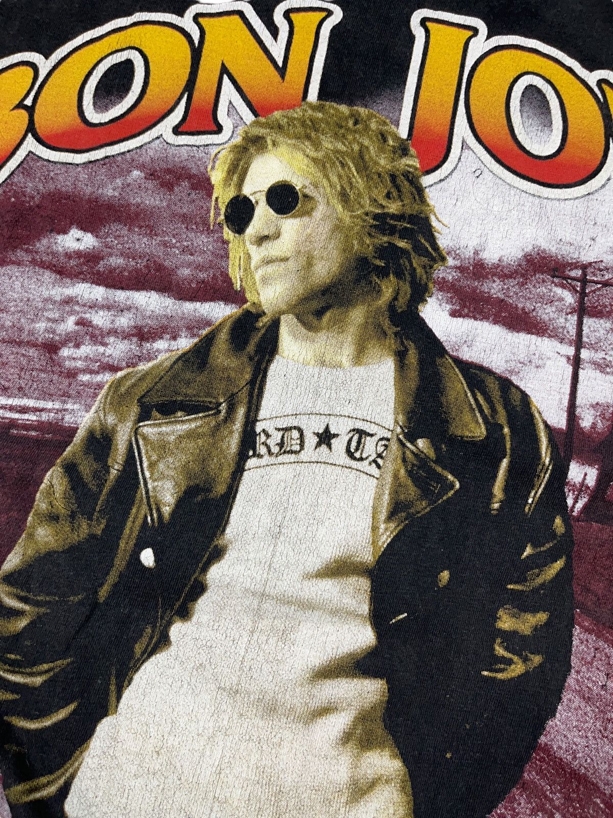 Bon Jovi Vintage 90s Bon Jovi All Over Print Rap Tee Style T-hirt Size US L / EU 52-54 / 3 - 8 Thumbnail