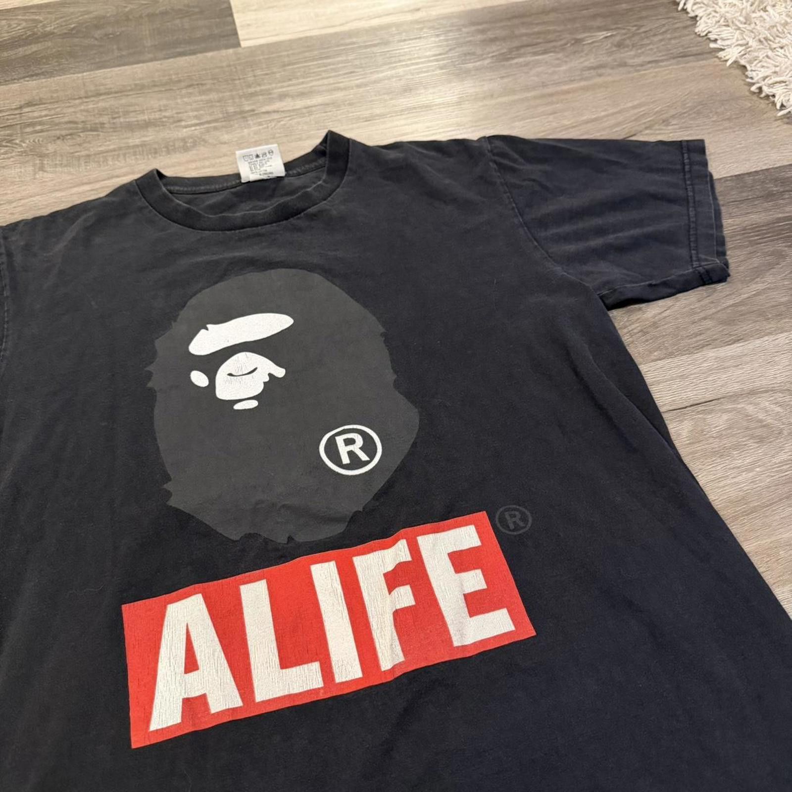 Bape vintage bape alife t shirt 00s M Size US M / EU 48-50 / 2 - 1 Thumbnail