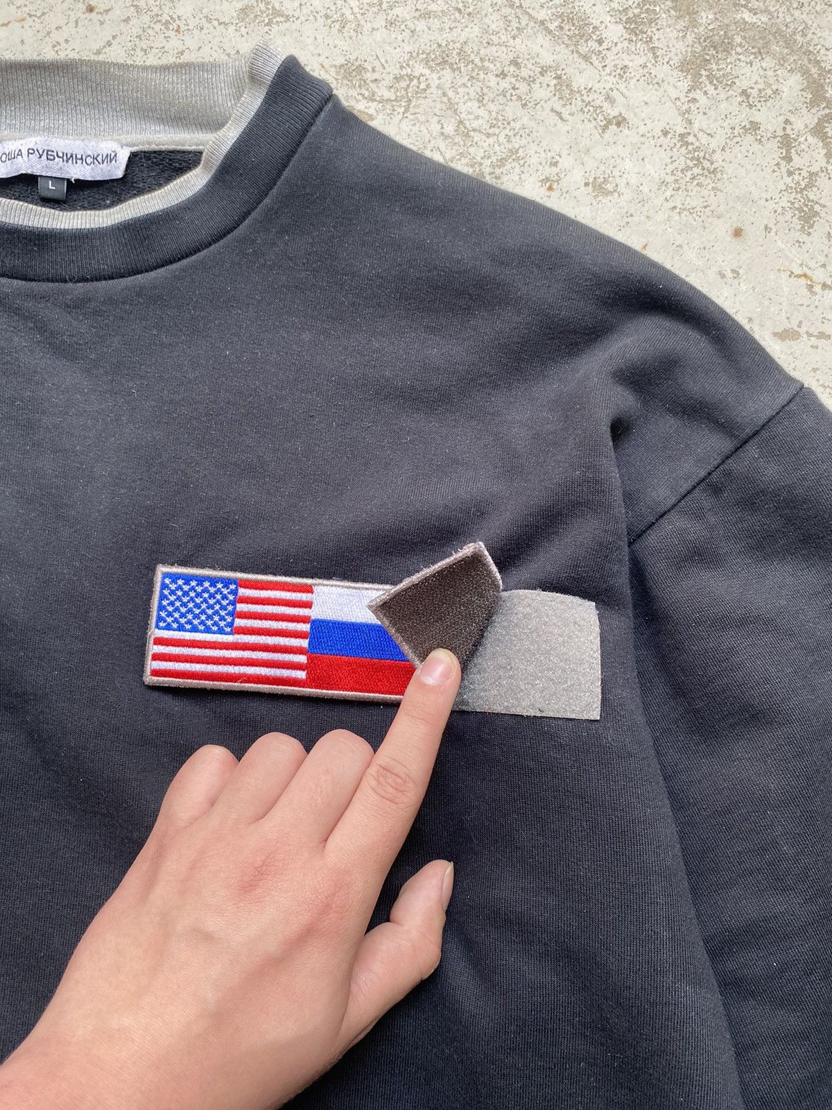 Gosha Rubchinskiy GOSHA RUBCHINSKIY COMBO FLAG SWEATSHIRT Size US L / EU 52-54 / 3 - 3 Thumbnail