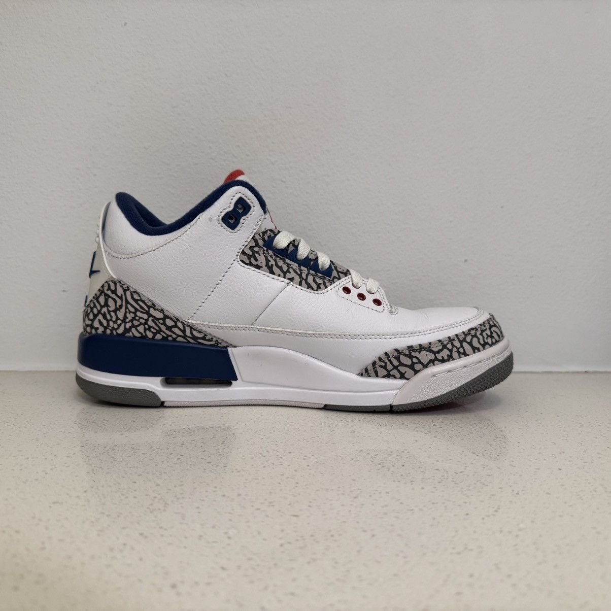 Jordan Brand Jordan 3 ‘True Blue’ (2016) Size US 8.5 / EU 41-42 - 6 Thumbnail