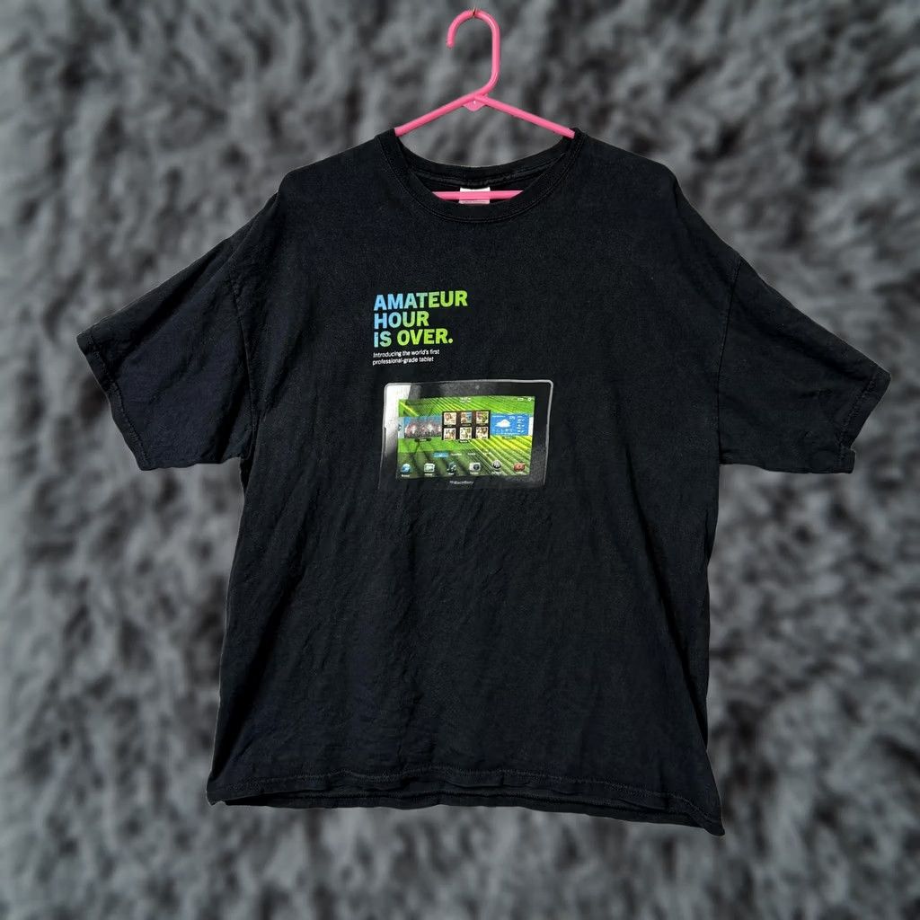 Gildan Blackberry Playbook Shirt XL Amateur Hour is Over 2000s Tech Ad Mens Size US XL / EU 56 / 4 - 1 Thumbnail