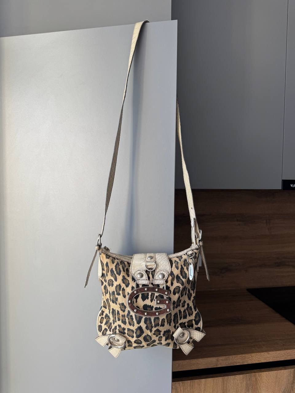 Guess Vintage Women’s Guess Leopard Print Bag Size ONE SIZE - 1 Thumbnail