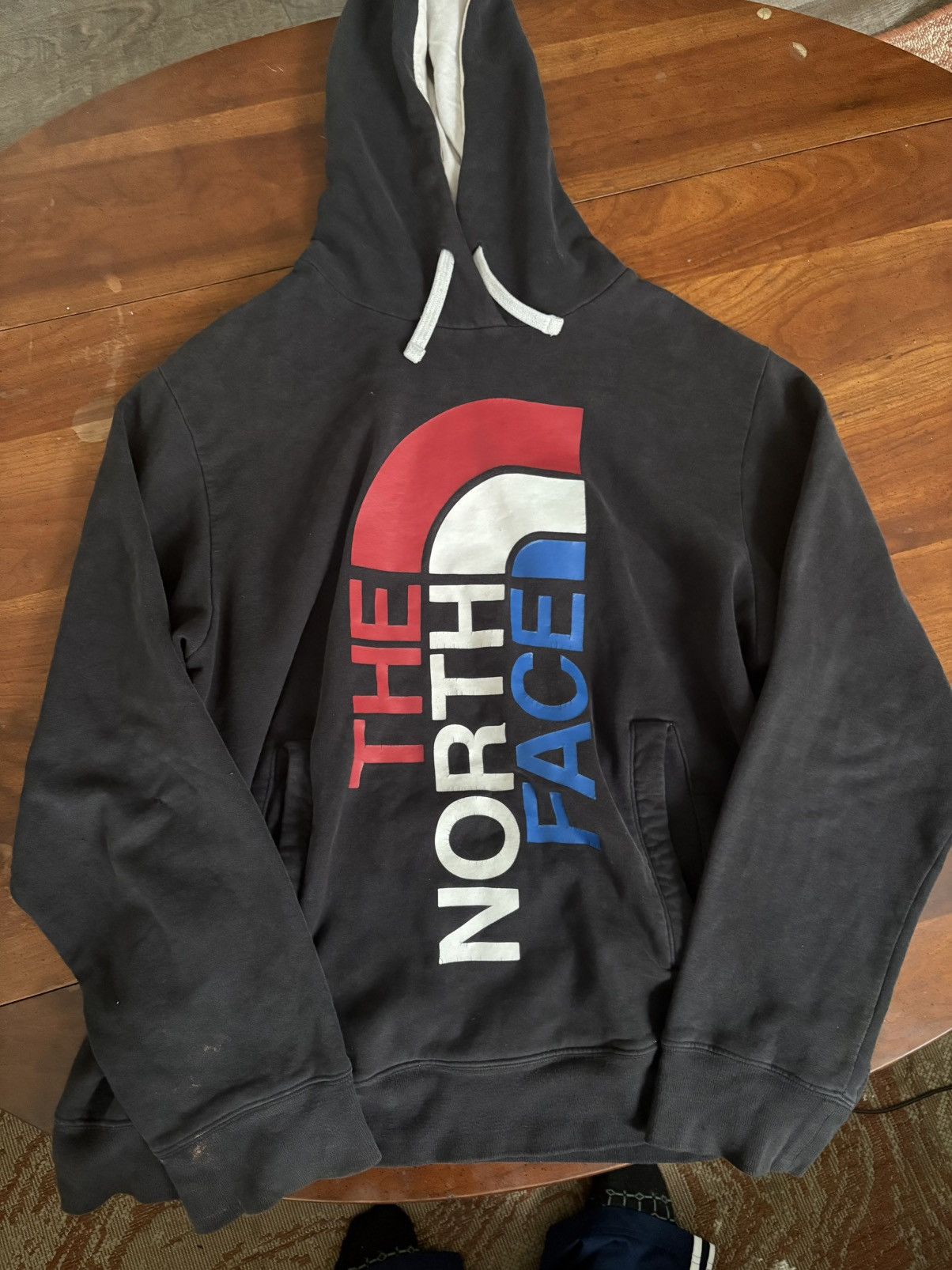 The North Face 00’s the north face hoodie - size L Size US L / EU 52-54 / 3 - 3 Thumbnail
