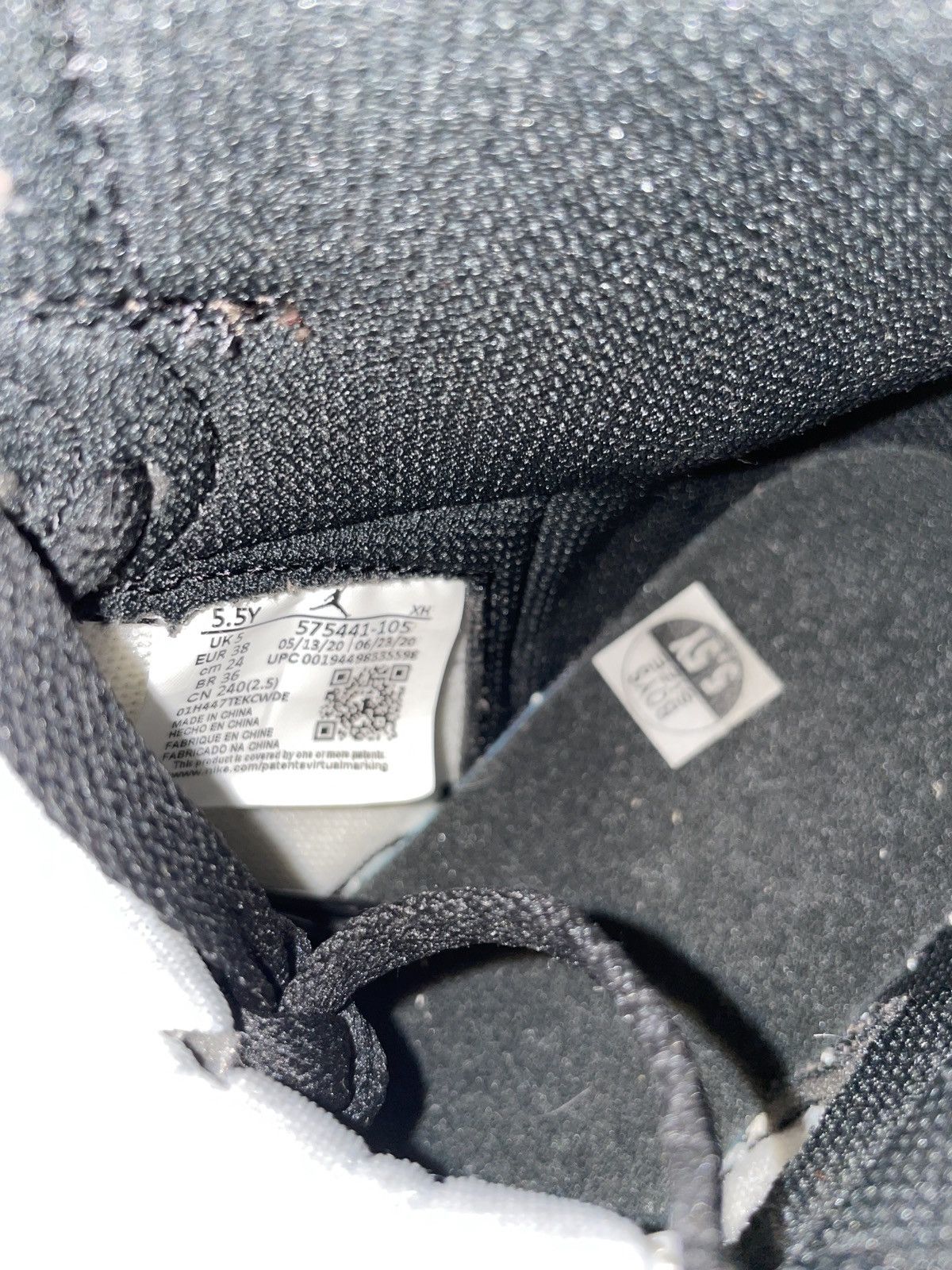 Jordan Brand × Nike Jordan 1 High GS “Mocha” Size 5.5Y Size US 5.5 / EU 38 - 8 Thumbnail
