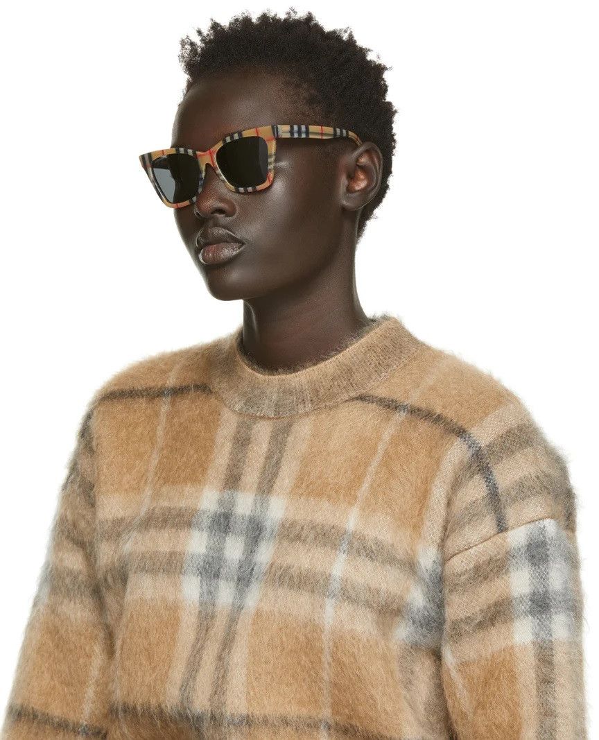 Burberry NEW Burberry BE4346 ELSA 394487 Brown Grey Women Sunglasses Size ONE SIZE - 11 Thumbnail
