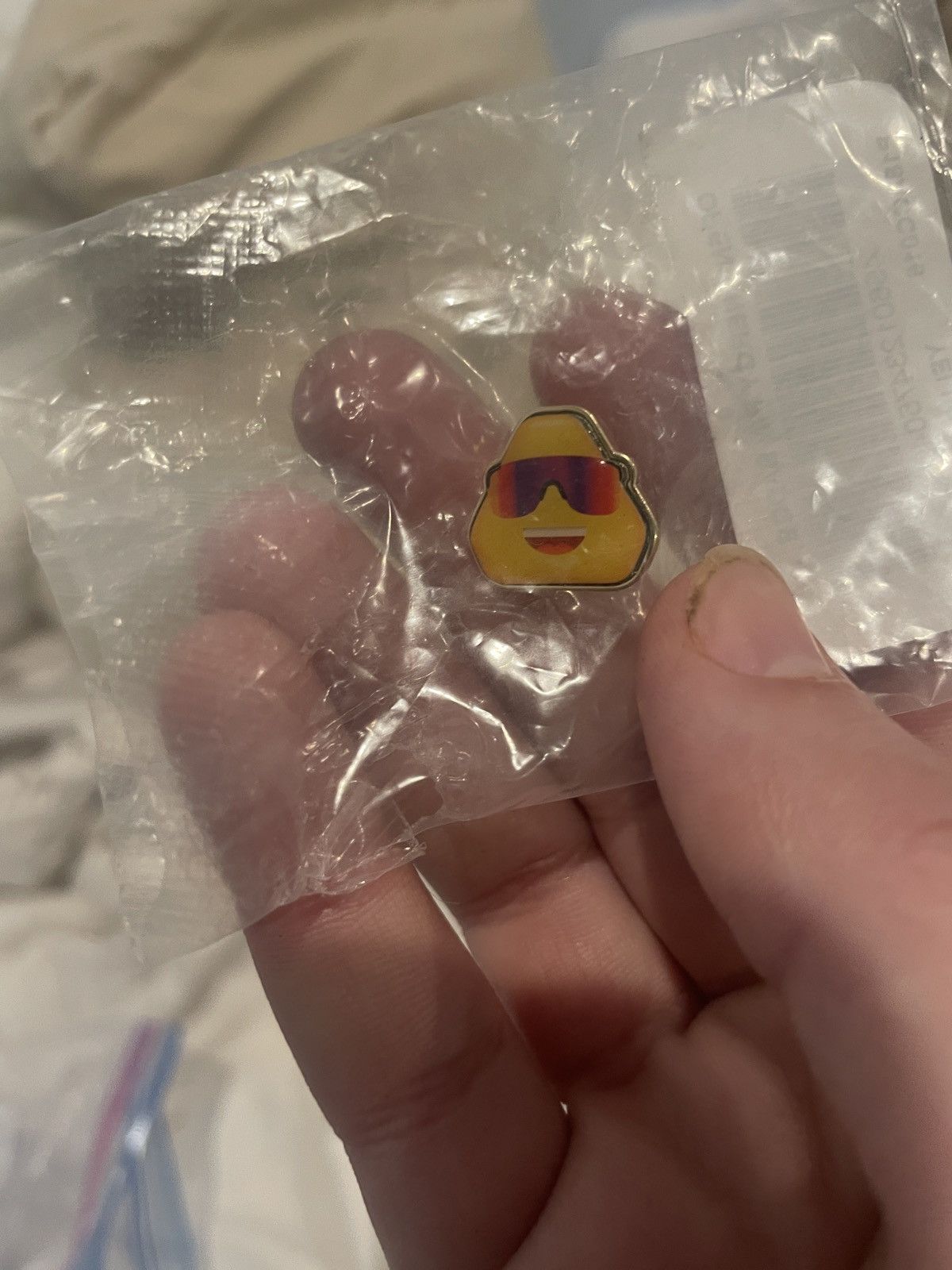 Palace SS20 Palace "Open Energy" Tri-Ferg Pin Badge Size ONE SIZE - 1 Thumbnail