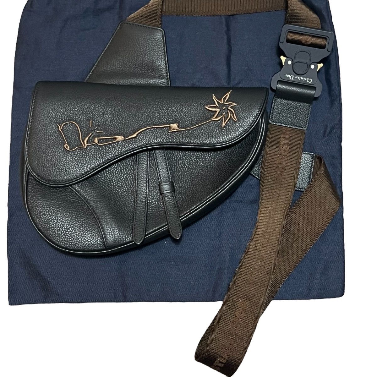 希少コラボ♪【Dior x CACTUS JACK】Mini Saddle Bag Black Dior x CACTUS JACK Saddle Bag Black in Grained Calfskin