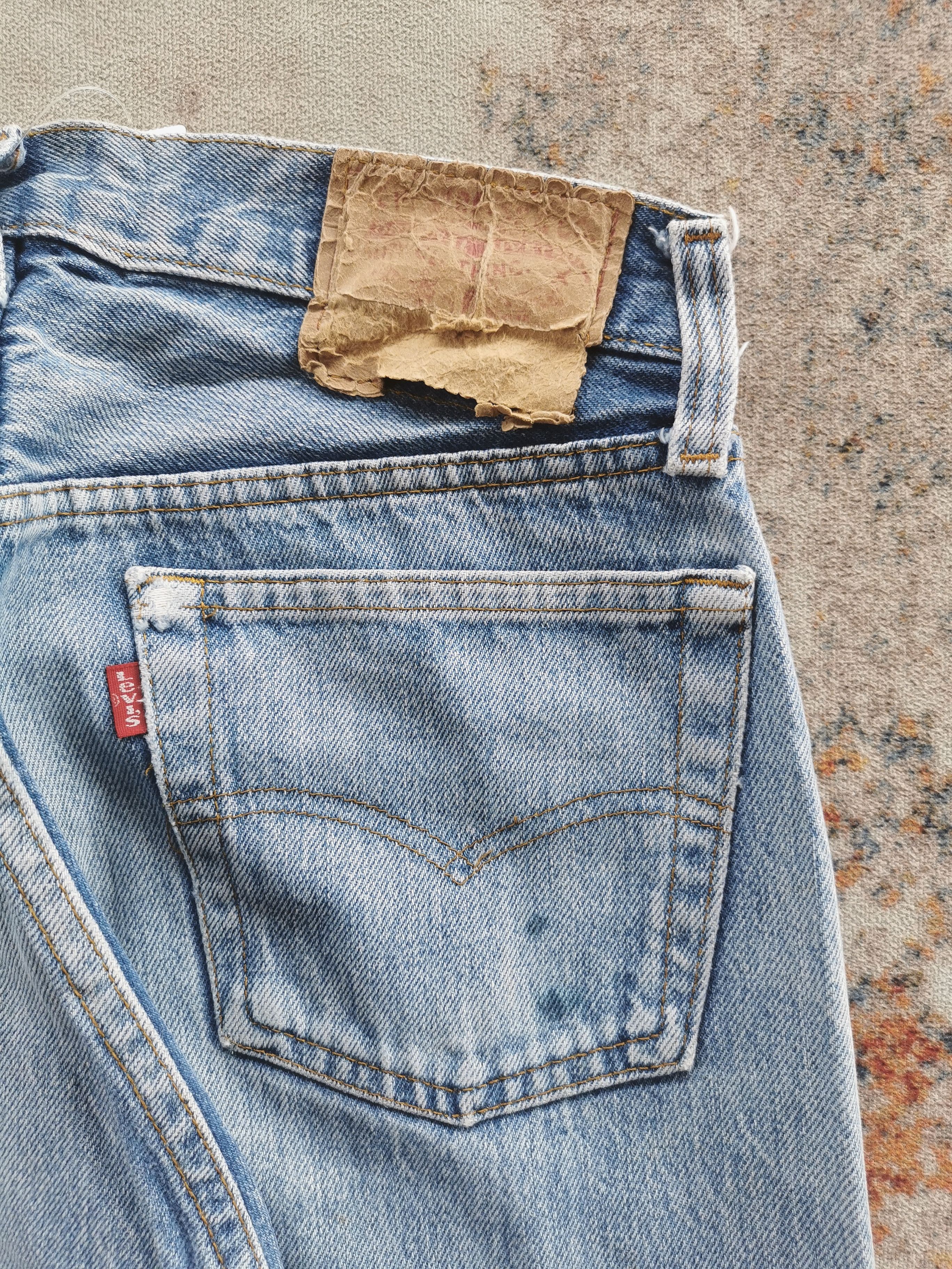 Levi's 90s Light Wash Vintage Levi's 501 Jeans USA 28x28 Denim Size US 28 / EU 44 - 11 Thumbnail