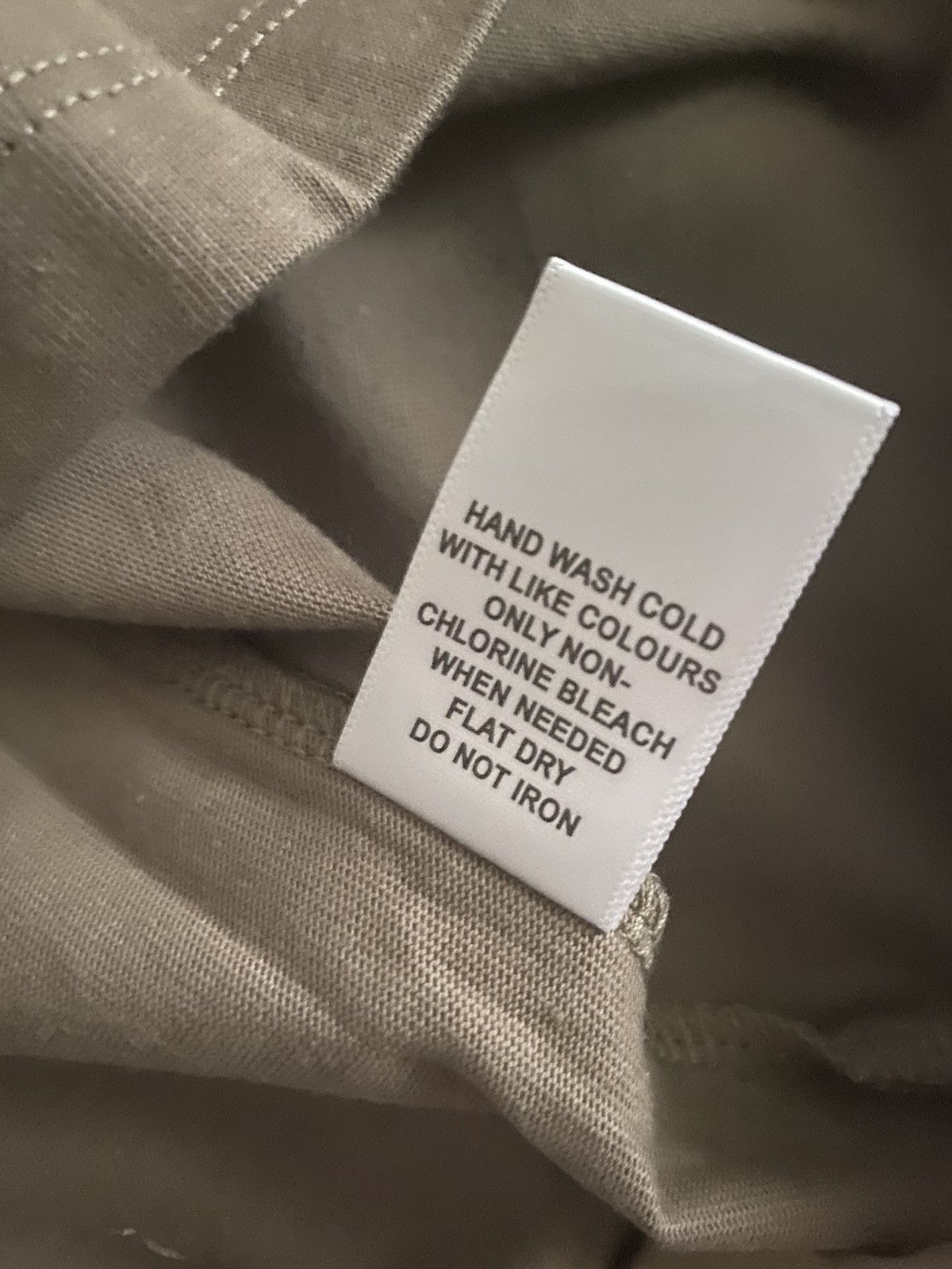 Essentials TAUPE ESSENTIALS SOLD OUT 2020 SIZE M Size US M / EU 48-50 / 2 - 6 Thumbnail