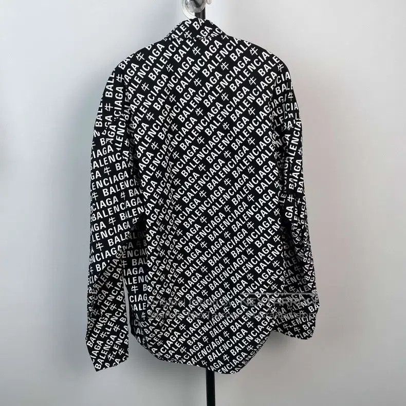 Balenciaga Balenciaga size 37 Cotton Logo Barrage Full Print Long Sle Size US S / EU 44-46 / 1 - 2 Thumbnail