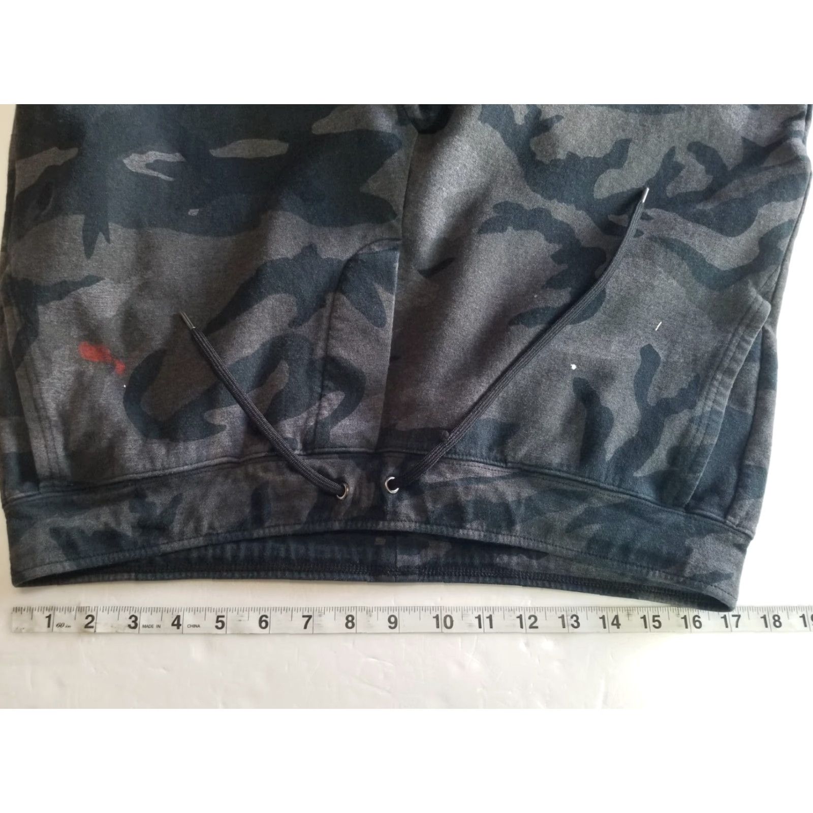 Polo Ralph Lauren Polo Ralph Lauren Sweatpants Men XL Camouflage Black See Pics Pockets Adjustable Waist 28 in Inseam Pants Casual Travel Size US XL / EU 56 / 4 - 3 Thumbnail