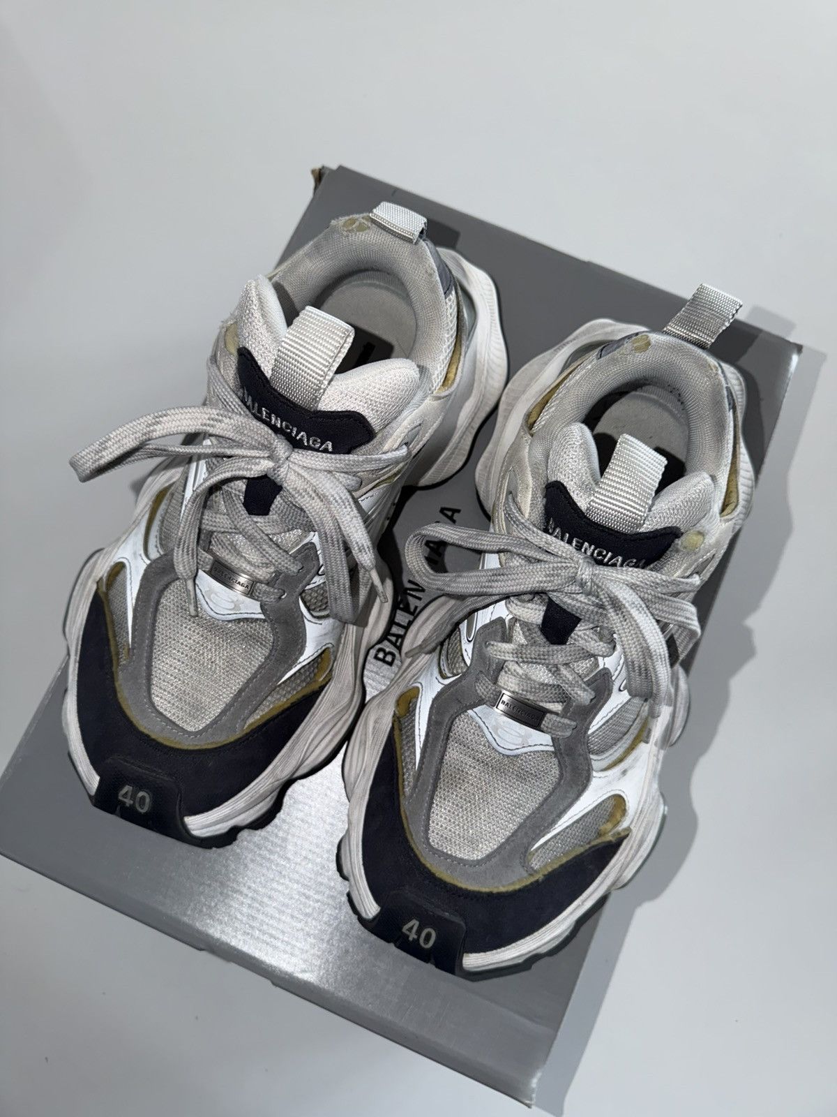 Balenciaga BALENCIAGA DEMNA CARGO SNEAKERS SIZE 40 Size US 7 / EU 40 - 6 Thumbnail