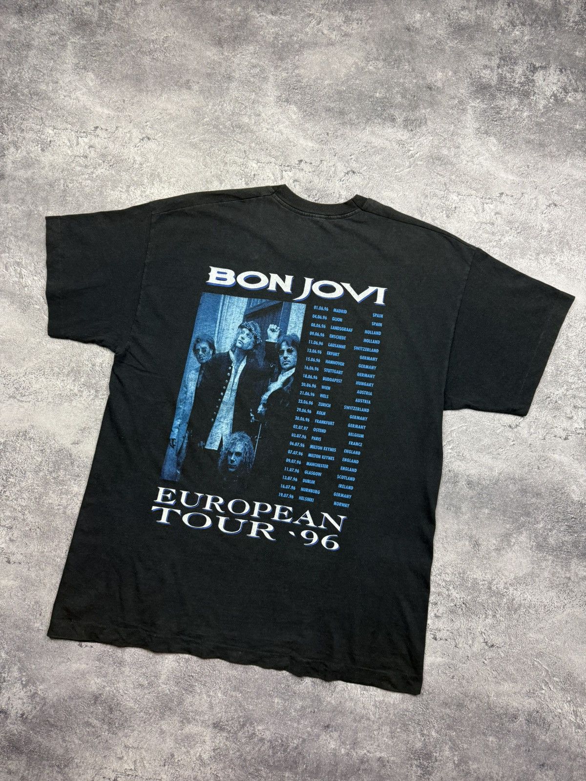 Vintage 90s Bon Jovi These Days Tour T-Shirt Single Stitch