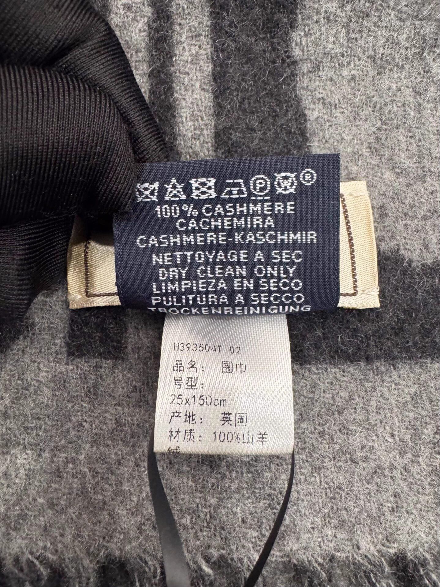 Hermes Hermes Black & Gray Allover Horsebit Logo Cashmere Scarf Size ONE SIZE - 9 Thumbnail