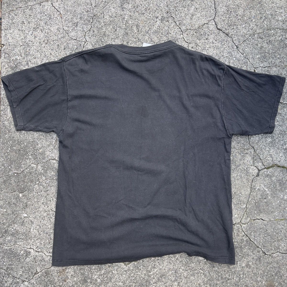 Vintage Vintage 90s Thrashed DISCUS ATHLETIC Black Blank Shirt Size US XL / EU 56 / 4 - 5 Thumbnail