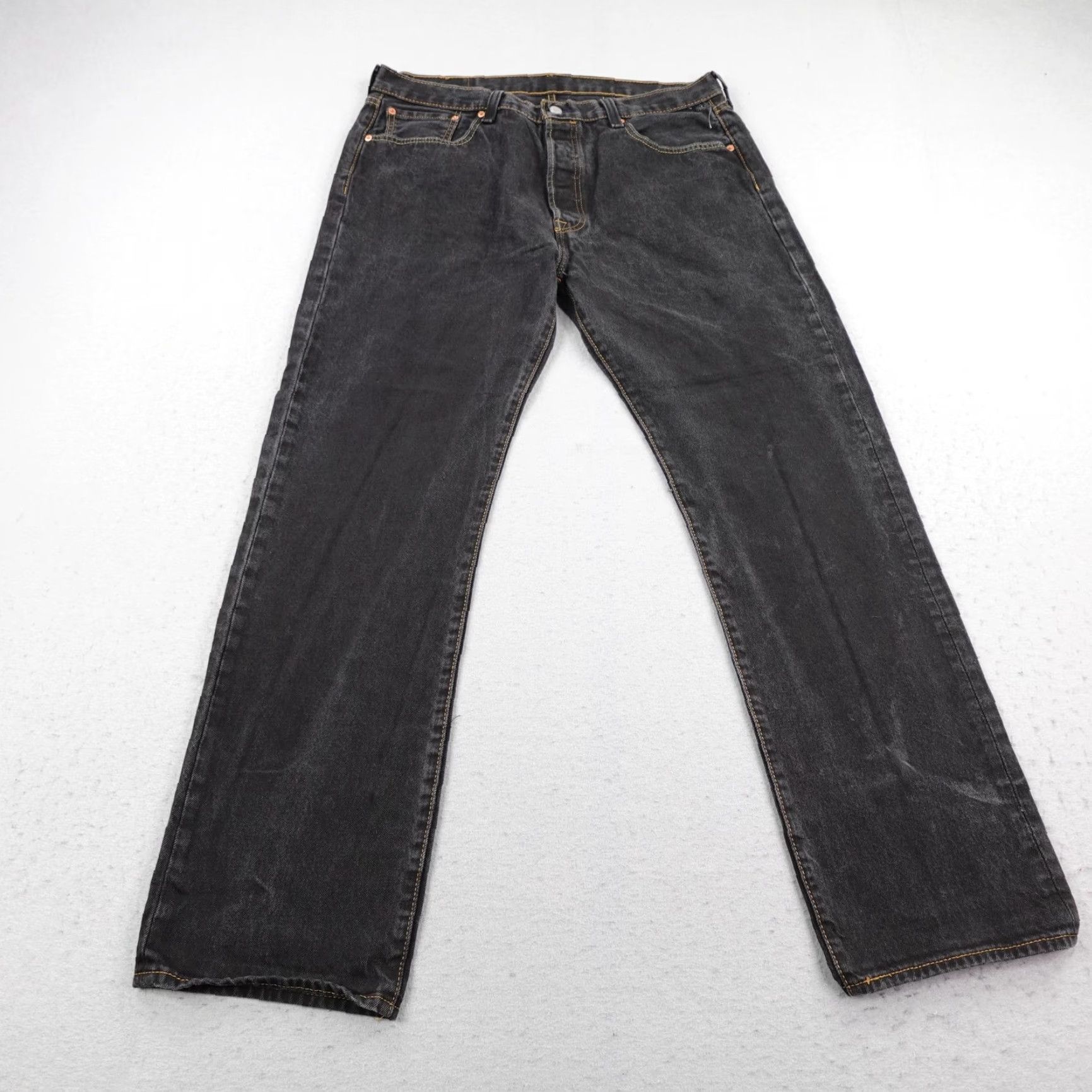 Levi's Levis Jeans 501 Button Fly Black Denim Straight Leg Faded Red Tab Mens 38x34 Size US 38 / EU 54 - 2 Thumbnail