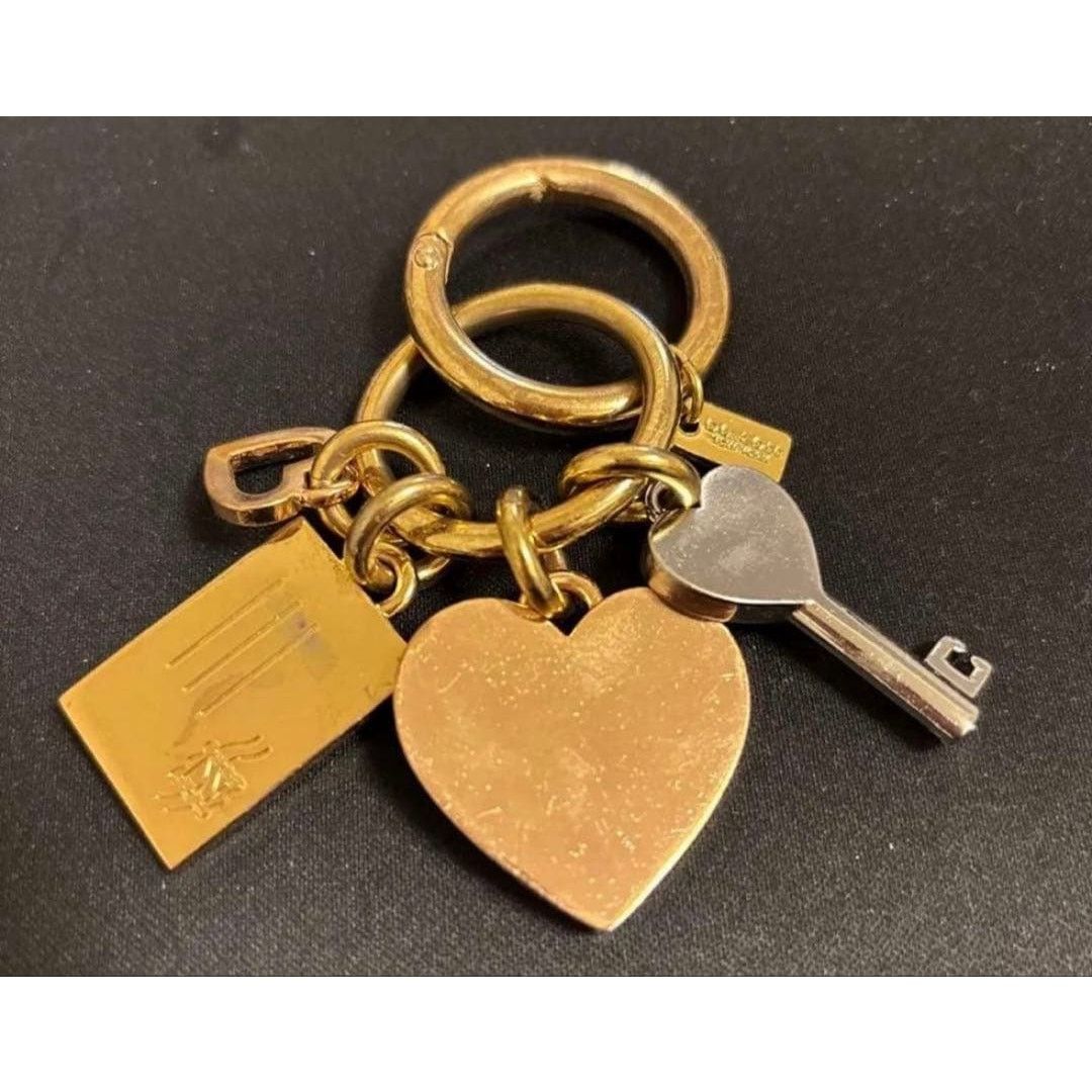 Coach Vintage coach gold heart charm Size ONE SIZE - 4 Thumbnail