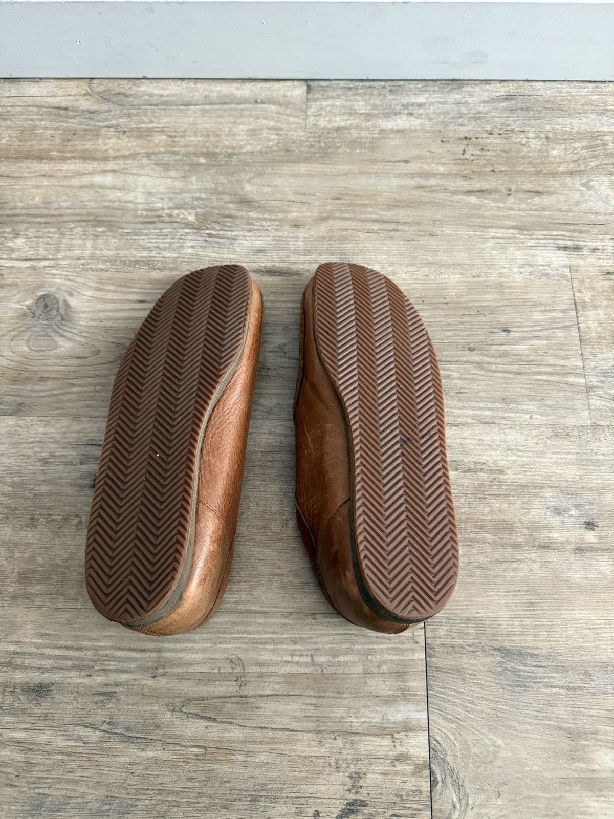 Clarks Wallabee Lo Size US 11 / EU 44 - 7 Thumbnail