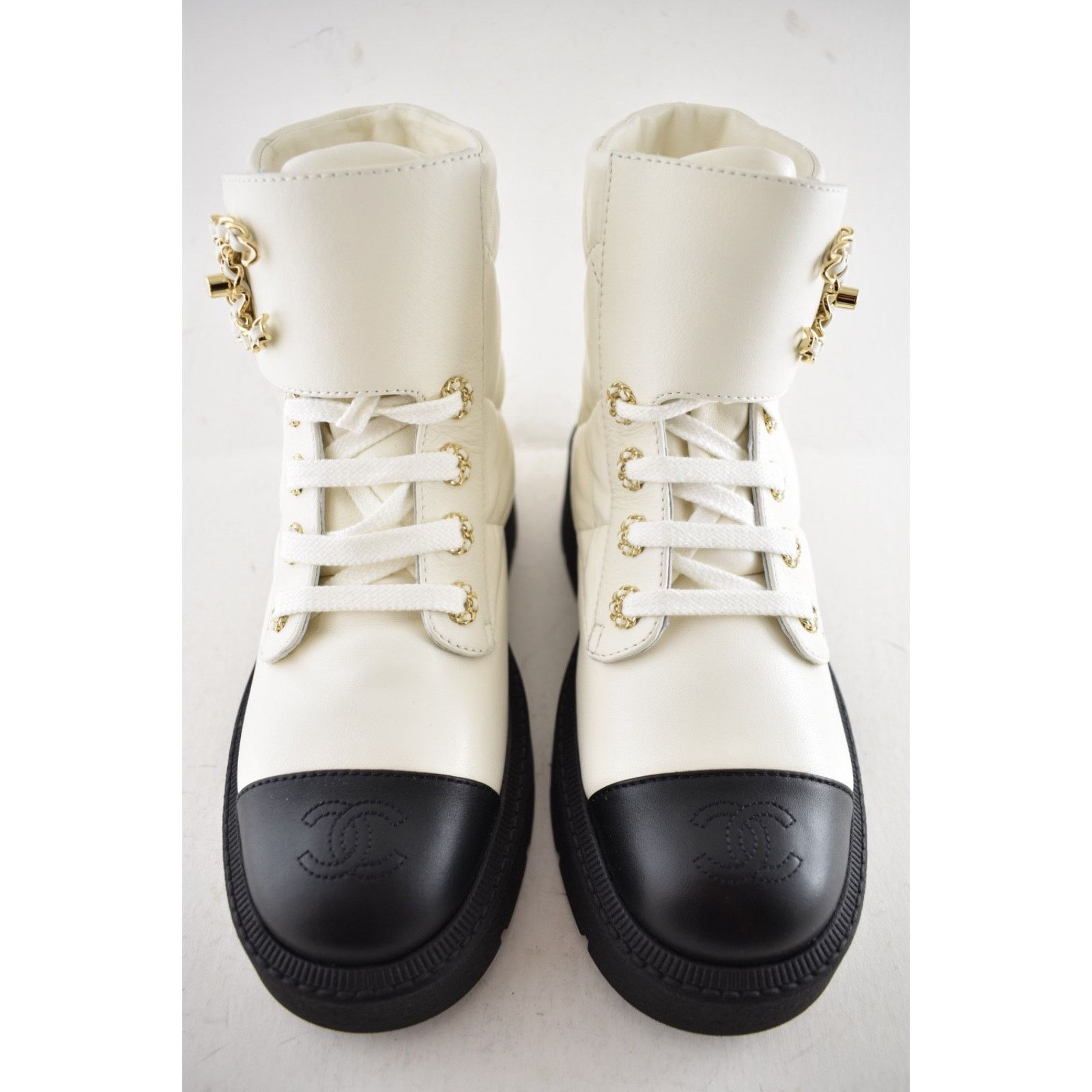 Chanel Chanel 24B White Quilt Gold CC Chain Combat Boots 37c Size US 6 / IT 36 - 11 Thumbnail