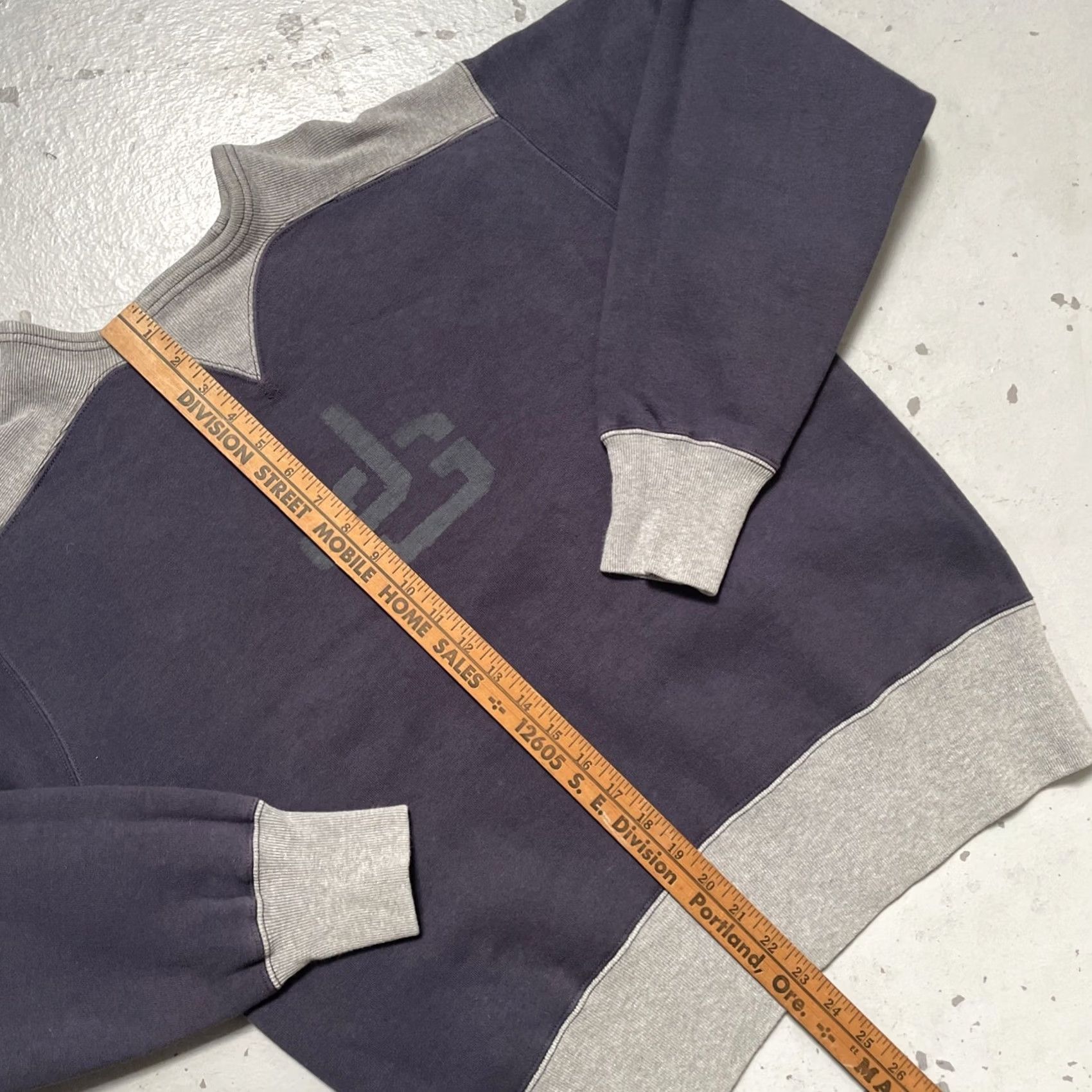 Vintage - Relevant keywords: "John Gluckow," "SCSC," "Double V," "Vintage Style," "Stencil," "Sweatshirt. Size US M / EU 48-50 / 2 - 3 Thumbnail