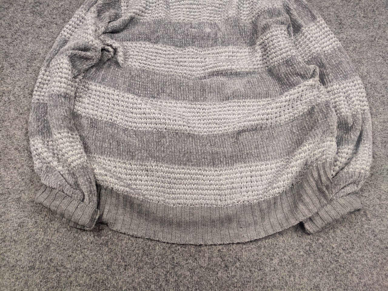 Japanese Brand Avail Japanese Design Vintage Gray Knit velours Sweater Size US L / EU 52-54 / 3 - 5 Thumbnail
