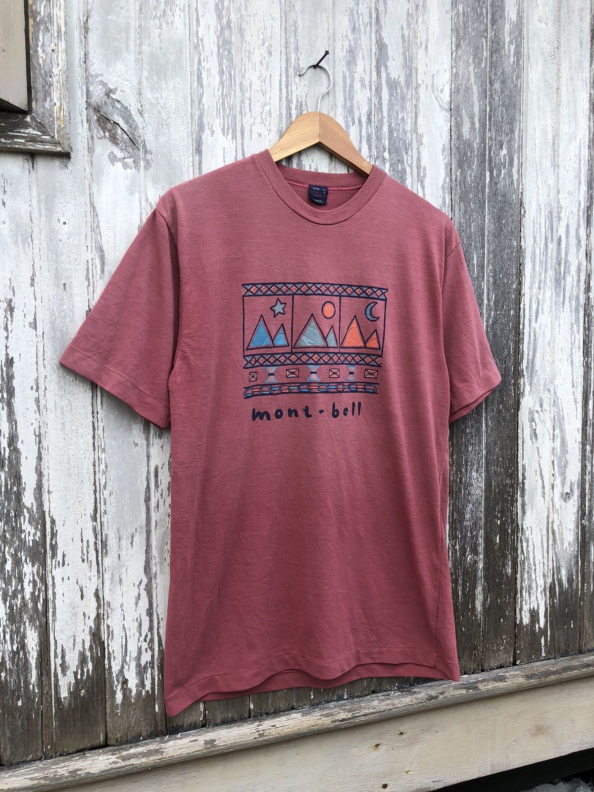 Japanese Brand × Montbell × Vintage Vintage Sunfaded 90s Mont~bell Tshirt Size US L / EU 52-54 / 3 - 5 Thumbnail