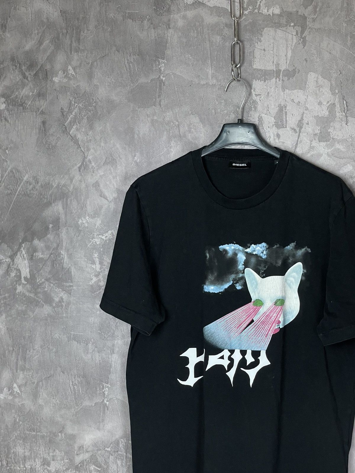 Diesel × Japanese Brand × Vintage Y2K Diesel T Shirt Vintage 3D Cat Logo Avantgarde Style Size US M / EU 48-50 / 2 - 3 Thumbnail