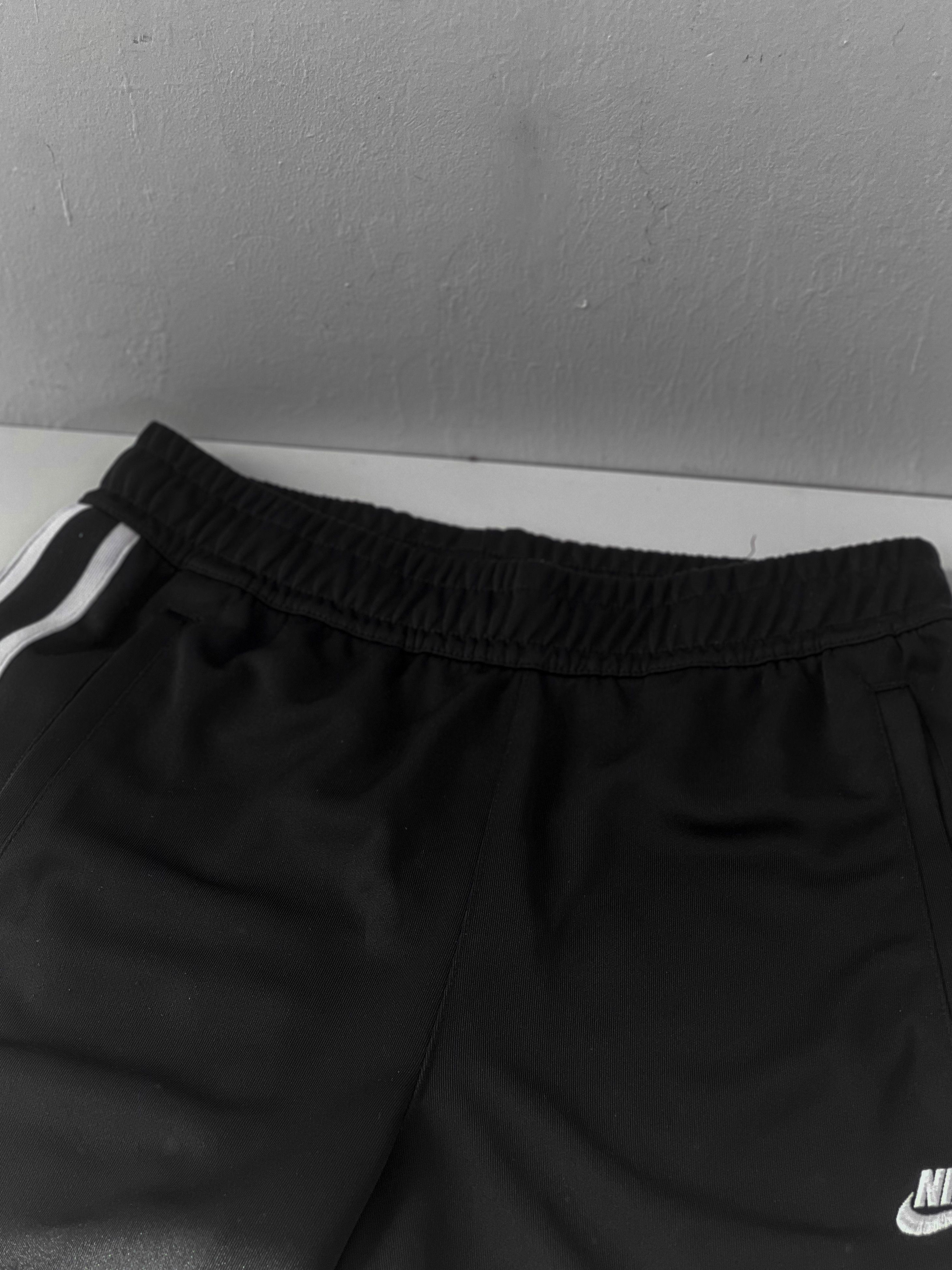 Nike Nike shorts Size US 30 / EU 46 - 2 Thumbnail