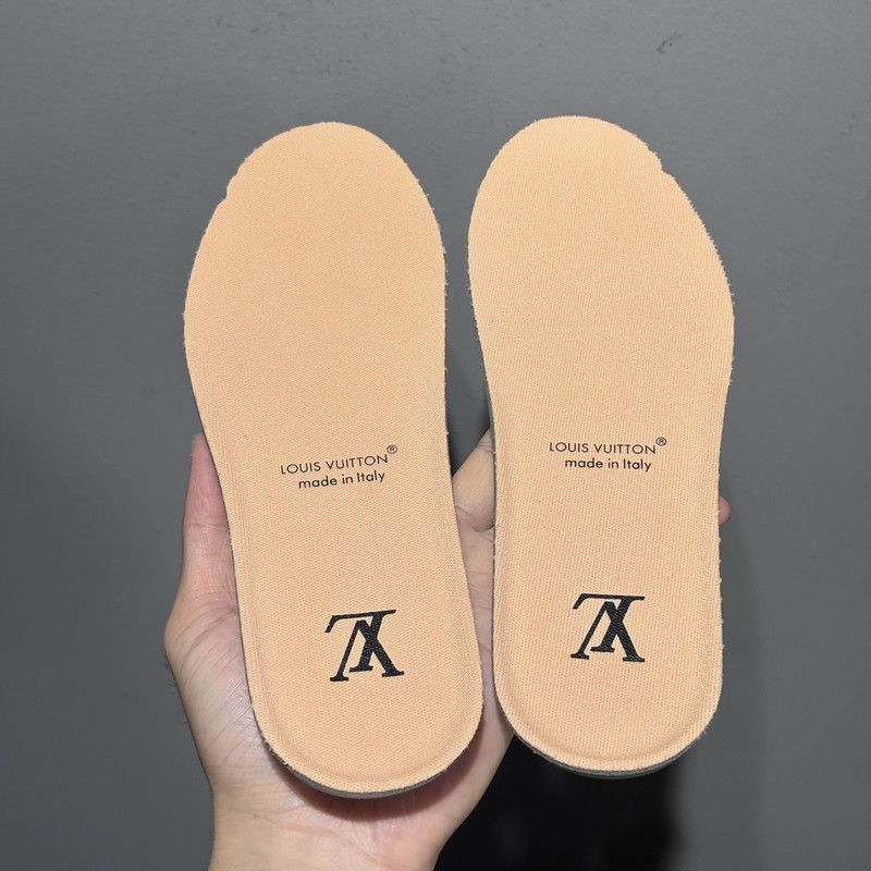 Louis Vuitton Louis Vuitton Trainer Low-Top Sneakers in Orange Size US 10 / EU 43 - 6 Thumbnail