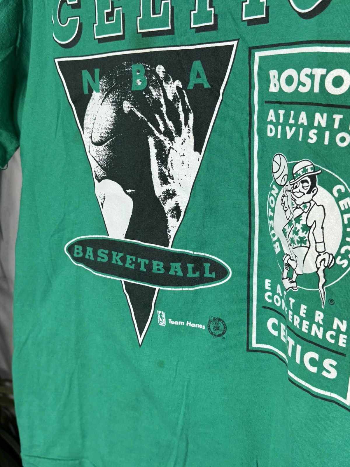 Hanes × Vintage Vintage Boston Celtics Shirt Size US L / EU 52-54 / 3 - 5 Thumbnail