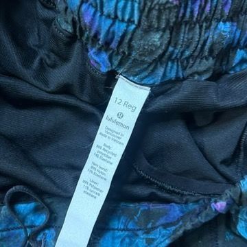 Lululemon Lululemon City Sky Run By Black Mesh Shorts Women's Size