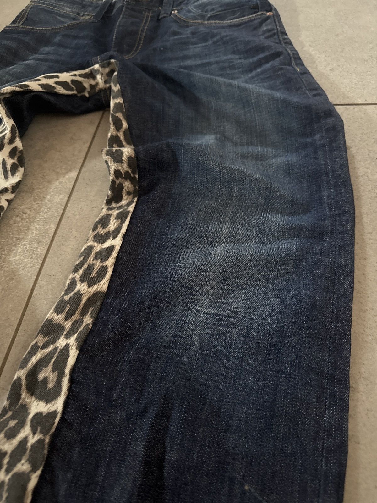 Japanese Brand Vintage jeans with custom leopard print panel Size US 31 - 3 Thumbnail
