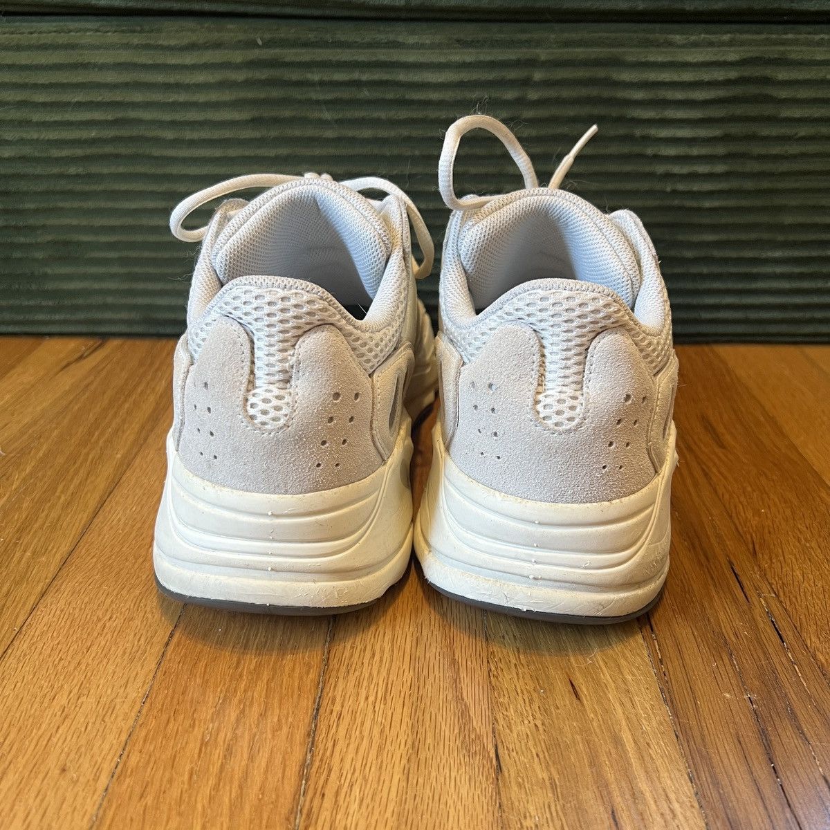 Yeezy Adidas Yeezy 700 - Analog Size US 11 / EU 44 - 4 Thumbnail