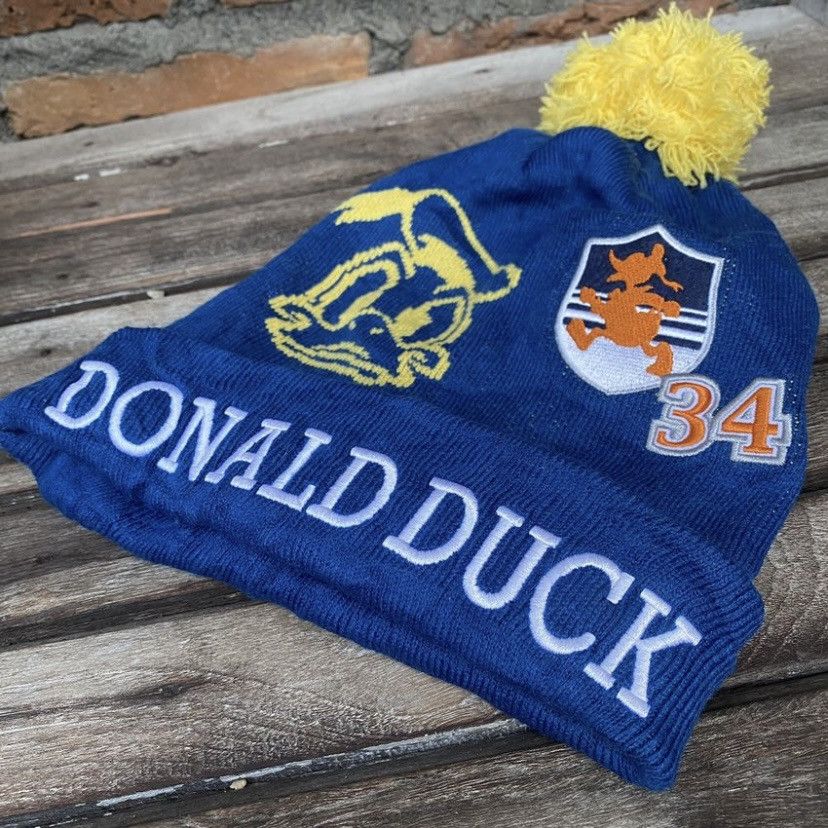 Disney × Mickey Mouse Donald Duck unique pom beanie hat Size ONE SIZE - 3 Thumbnail
