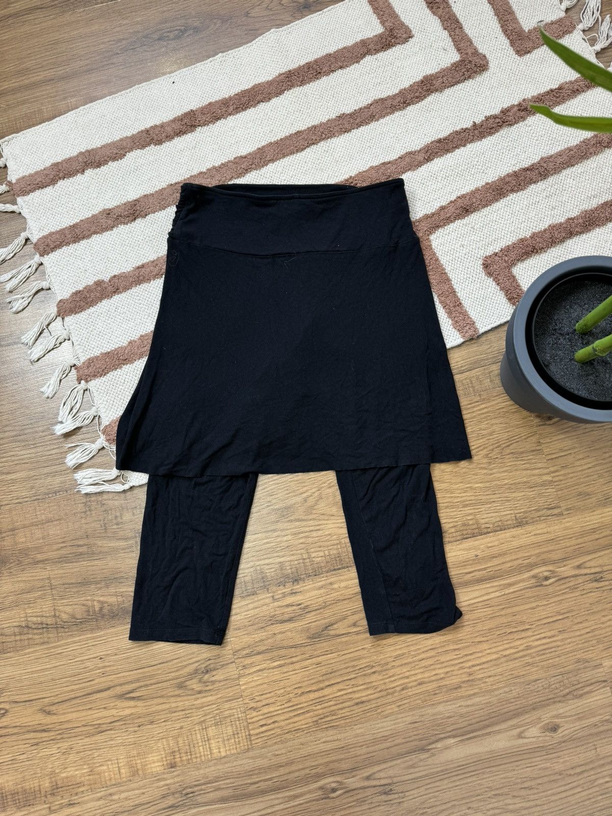 Morgan De Toi VINTAGE MORGAN DE TOI FRANCE MINI SKIRT x LEGGINGS Size 26" / US 2 / IT 38 - 7 Thumbnail