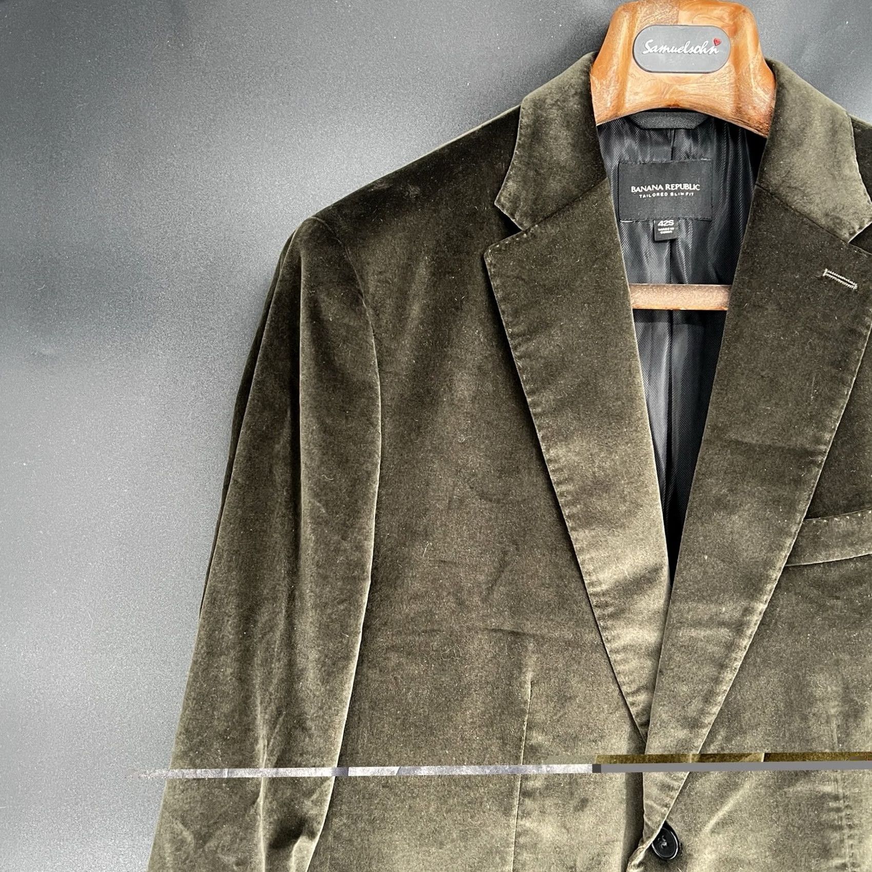 Banana Republic VINTAGE Banana Republic Men’s Green Velvet Jacket Blazer - Size 42S Size 42R - 4 Thumbnail